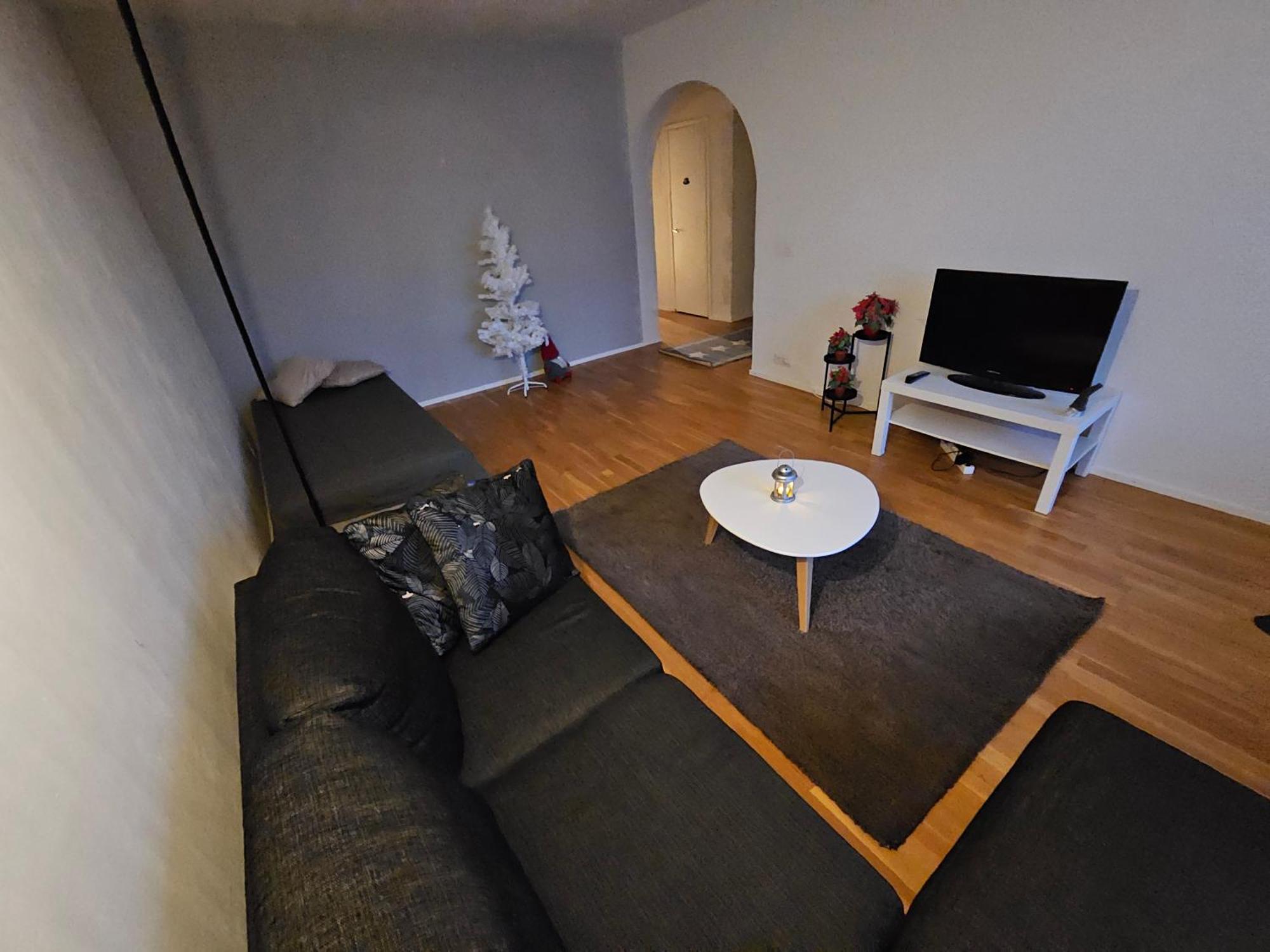 Cozy Korkalovaara Top Floor Apartment 로바니에미 외부 사진